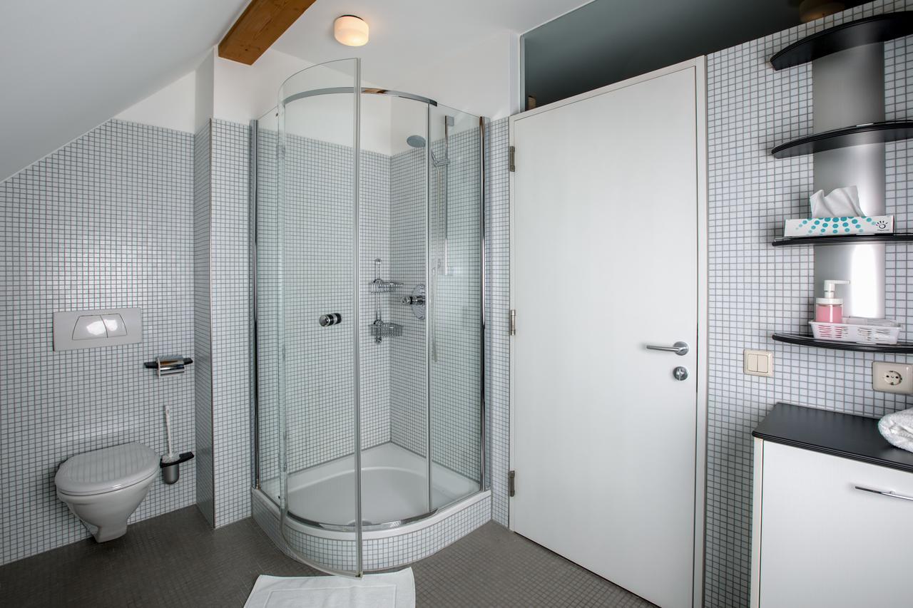 Gasthof Rossle Hotel Ненцинг Екстериор снимка